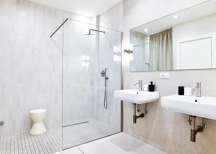 Astra 1 - Rifugio Moderno Dal Gusto Elegante